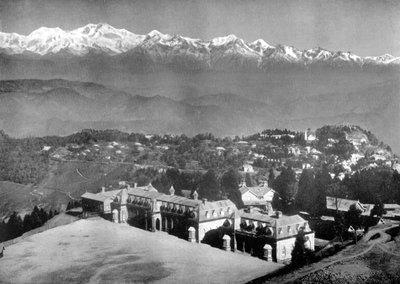 印度西孟加拉邦圣保罗学校上方的雪域和大吉岭，建于1910年 作者 不明