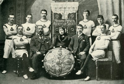 阿伯丁体操队（1902年NPRS挑战盾牌获得者）。 作者 不明
