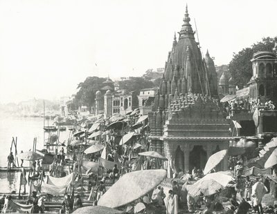 1895年，印度贝纳雷斯，毗湿奴池塘和加德山。 作者 不明