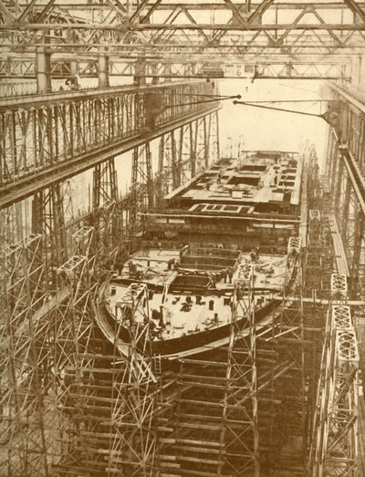 建造中的白星班轮（Dolin）正在建造中，c1930年。 作者 不明