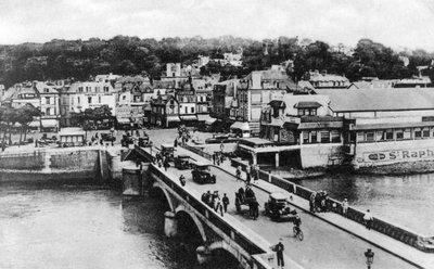 法国特鲁维尔，Touques河上的桥，c1920s 作者 不明