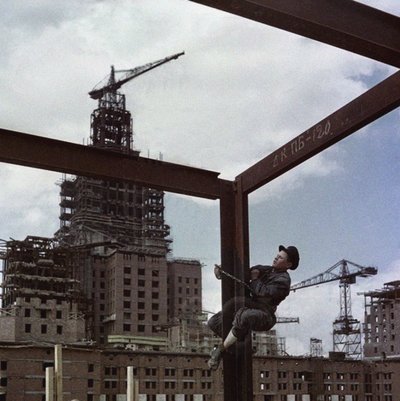 列宁山上的莫斯科国立大学主楼的建设 作者 不明