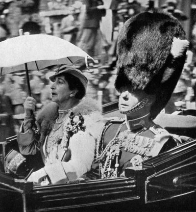 未来的爱德华七世国王1894-1972和挪威的毛德皇后1869-1938，1935年 作者 不明