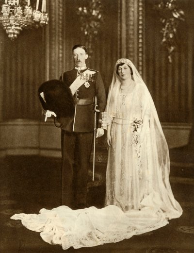 1935年2月28日，玛丽公主和Viscount Lascelles结婚。 作者 不明