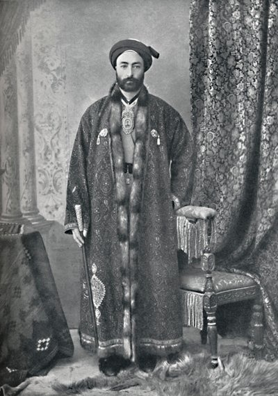 1902年，波斯马什哈德（Mashhad）负责圣殿的官员 作者 不明