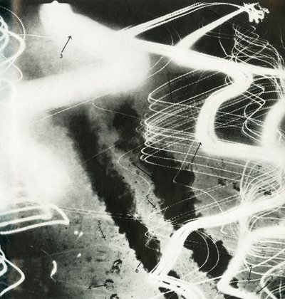 当时，目标是托布鲁克（Tobruk），它是隆美尔物资的前门...，c1942-1943，1 作者 不明