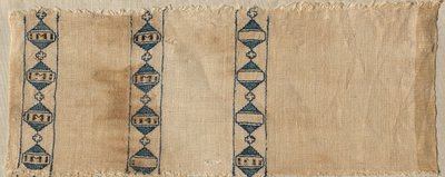 围巾或头饰的两个碎片，1300年代。 作者 不明