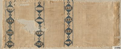 围巾或头饰的两个碎片，1300年代。 作者 不明