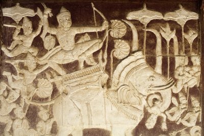 Wat Ounalom : sculpture depicting a battle scene from the Ramayana Phnom Penh Cambodge 作者 不明