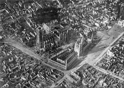 德国轰炸后的伊普尔（Ypres），第一次世界大战，1914-1918，c1920 作者 不明
