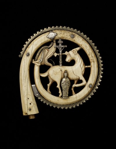Crosier Head描绘了Paschal Lamb，可能是12世纪最近的坐骑 作者 未知未知