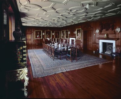 德拉姆兰里格城堡（Drumlanrig Castle）：带有威廉肖像的餐厅，昆斯伯里的杜斯公爵 作者 未知未知