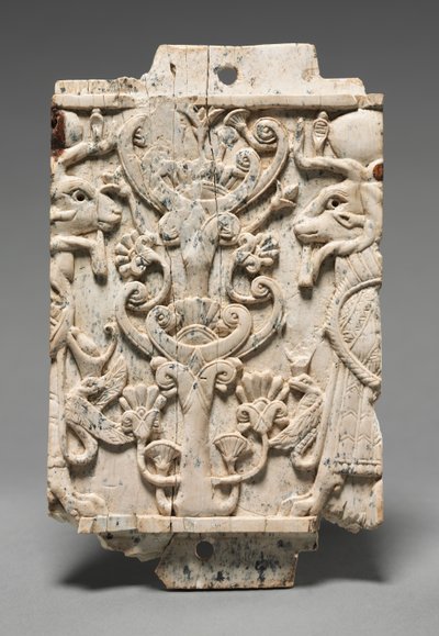 装饰匾：公元前900-800年，圣树侧翼的狮头狮身人面像 作者 不明