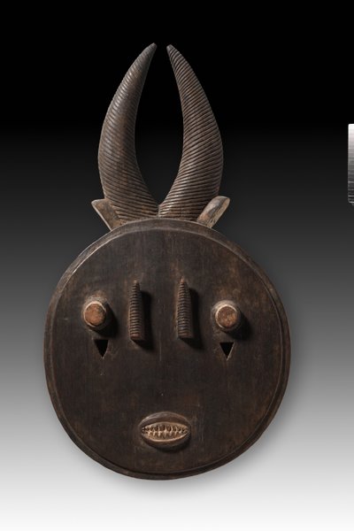 面罩，1800年代末-1900年代初 作者 不明