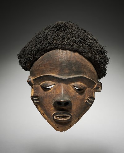 女性面罩，彭德，1900年代初期 作者 不明