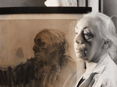 德国画家、平面艺术家和雕塑家 Kaethe Kollwitz，德国，1940 年左右（黑白照片） 作者 未知艺术家