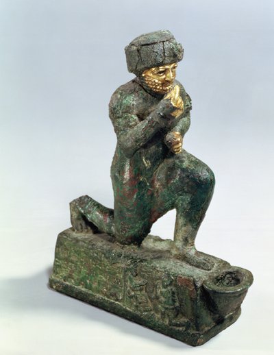 Hammurabi, king of Babylon, praying before a sacred tree, c.1750 BC (bronze and gold) 作者 不明