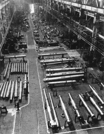 Inside 5 Shop, Elswick Works, 泰恩河畔纽卡斯尔 作者 未知艺术家