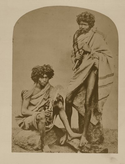 来自尼尔杰里的Kurumbars，第431号。431，来自《印度的面孔》，出版。1872年（棕褐色照片 作者 不明