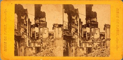 巴黎围城（1871 年）：20/09/1870 至 28/01/1871 期间普鲁士人围攻城市期间的城市景观。 Q.V. 的照片。 打印在纸板上 昏暗。 17x6,9 厘米 作者 不明