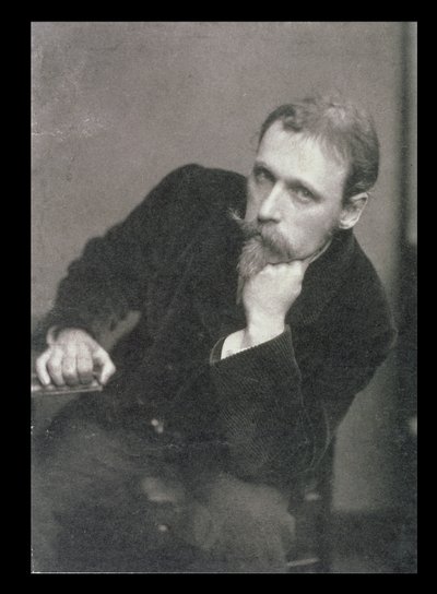 Frederick Hollyer (1837-1933) 1886 年拍摄的 Walter Crane (1845-1915) 肖像照片（黑白照片） 作者 不明