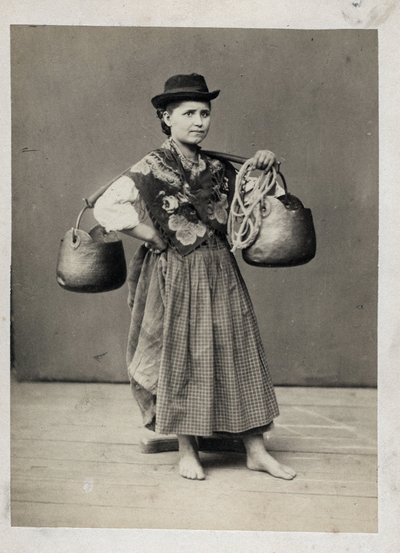 Small metiers：水载体的肖像，威尼斯。 19 世纪 纸板印刷 昏暗。 9,3x12 厘米 作者 不明