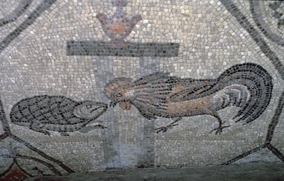 The Cock and the Tortoise, detail from a decorative pavement depicting Christian images and pagan symbols, c.313 AD (mosaic) 作者 不明