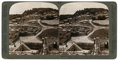 1900年，菲利普向西方宣讲基督的古老皇家城市撒玛利亚，向西望巴勒斯坦。 作者 安德伍德和安德伍德