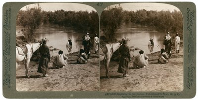 1903年在巴勒斯坦约旦河受洗。 作者 安德伍德和安德伍德
