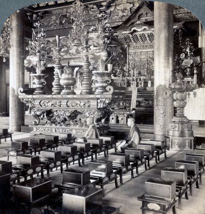 日本大森池上寺的佛教神父，1904年。 作者 安德伍德和安德伍德