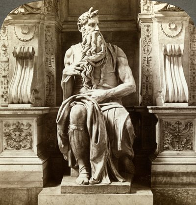 摩西米开朗基罗雕象，圣彼得罗教会在Vincoli，罗马，意大利。 作者 Underwood and Underwood
