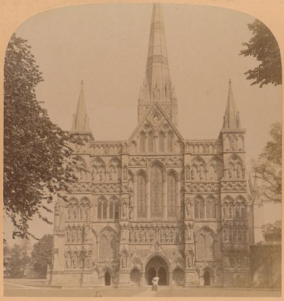 索尔兹伯里（Salisbury）哥特式大教堂的西北立面于1900年创建于1220年，英格兰。 作者 安德伍德和安德伍德