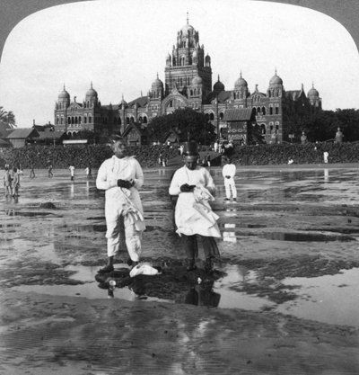 崇拜新月的帕西斯（Parsis），印度孟买，1903年。 作者 安德伍德和安德伍德