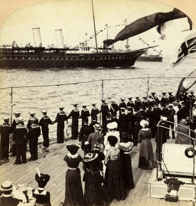 皇家游艇驶过HMS尼罗河战舰，加冕礼评论，汉普郡，斯匹德，1902年。 作者 安德伍德和安德伍德