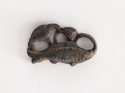 装饰品：鱼、荷叶和莲子荚（与F1917.582配对） 作者 未知艺术家
