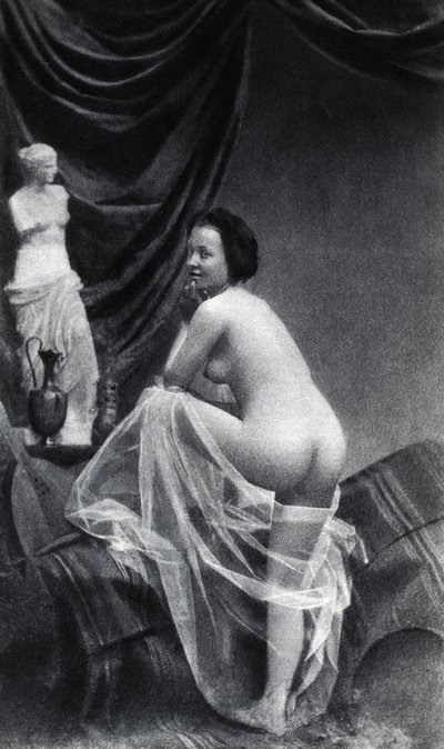 裸体女人的姿势 回到1855年左右的匿名摄影 作者 未知的摄影师