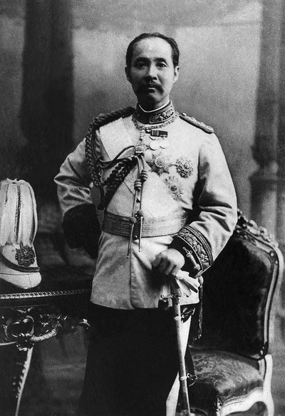 朱拉隆功（1853-1919）的肖像，被称为拉玛五世，泰国国王（1868-1910）。 作者 未知的摄影师