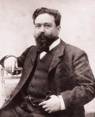 Isaac Albeniz (1860-1909) 的肖像，西班牙钢琴家和作曲家。 摄影，1886。 马德里阿尔贝尼兹基金会。 作者 未知的摄影师