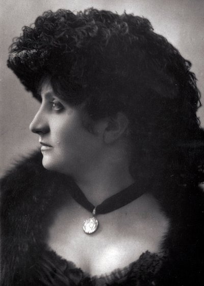 宝琳-帕特里（Jeanne Cecile Pesty）（1856-？）19世纪末法国女演员的肖像 作者 未知的摄影师