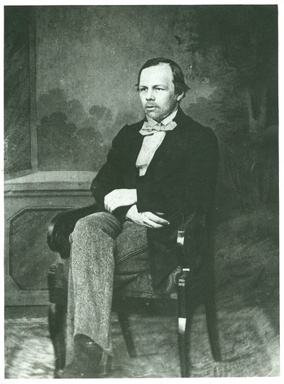 作者 Fyodor Mikhaylovich Dostoyevsky (1821-1881) 的肖像，匿名 作者 未知的摄影师