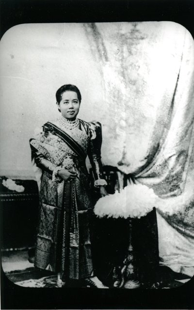 Saovabha Phongsri 王后，约 1880 年（黑白照片） 作者 未知的摄影师