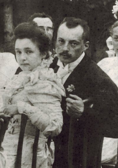 弗拉基米尔·德米特里耶维奇·纳博科夫 (1870-1922) 和埃琳娜·伊万诺夫娜·鲁卡维什尼科娃 (1876-1939)，匿名。 摄影师 作者 未知的摄影师
