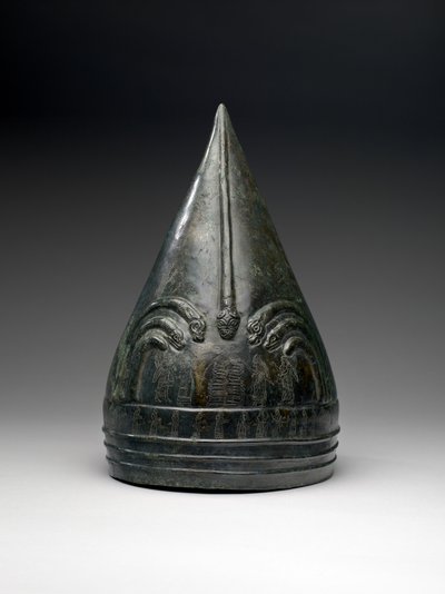 头盔，公元前850-700年（古铜色） 作者 乌拉尔蒂安