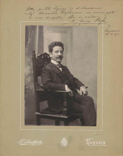 风琴家和作曲家马尔科-恩里科-博西的肖像，1861-1925年，约1900年。 作者 威尼斯。摄影工作室弗朗西斯科·斯卡托拉