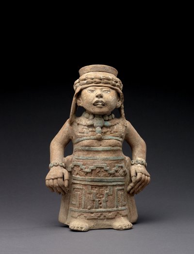 站立的女性雕像，600-900（带有颜料的兵马俑） 作者 韦拉克鲁斯韦拉克鲁斯