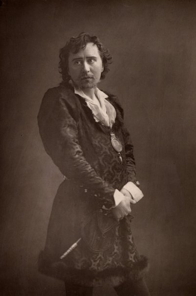 赫伯特·比尔博姆·特里（Herbert Beerbohm Tree，1853-1917）英国演员兼经纪人。 英国皇家戏剧艺术学院（RADA）的创始人。 （伍德伯里型） 作者 W 和 D（继唐尼之后）