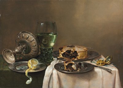 Pronk静物画，带有长袍，上翘的银tazza，锡板上的半去皮柠檬，馅饼，钟表和小刀，1631年 作者 威廉·克拉斯（Willem Claesz）。赫达
