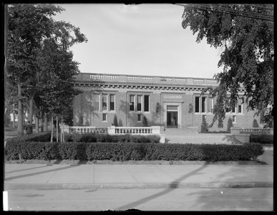 皇后区公共图书馆的Elmhurst分支;卡内基图书馆，c.1910 作者 威廉·戴维斯·哈斯勒
