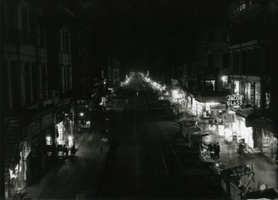 1917年纽约市乌节街的大街夜景 作者 威廉·戴维斯·哈斯勒