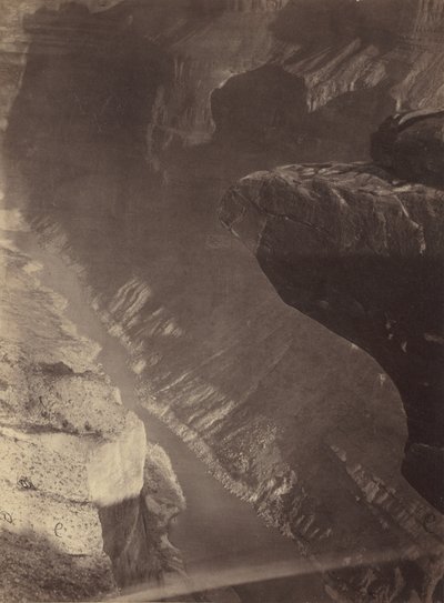 向南看大峡谷，科罗拉多河，Sheavwitz Crossing，1872年。 作者 威廉·贝尔